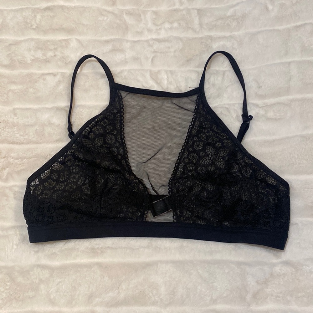 New black Victoria Secret high neck lace top in SMALL